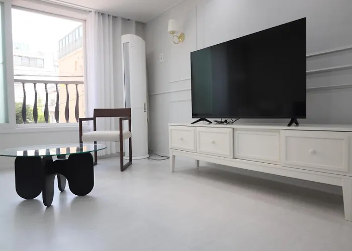 公寓 High-end House